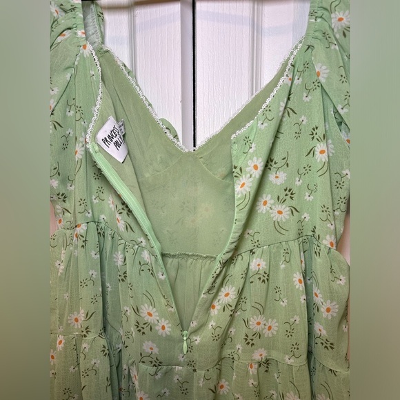 Princess Polly - Casual Light Green Puff Sleeve Summer Mini Dress with Daisies - Picture 4 of 7